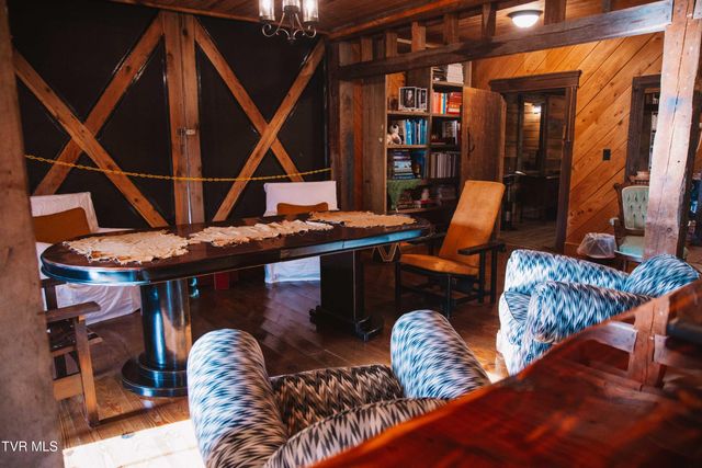 21405 Parks Mill Road, Abingdon, VA 24211