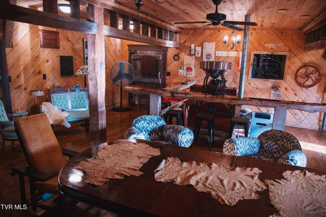 21405 Parks Mill Road, Abingdon, VA 24211