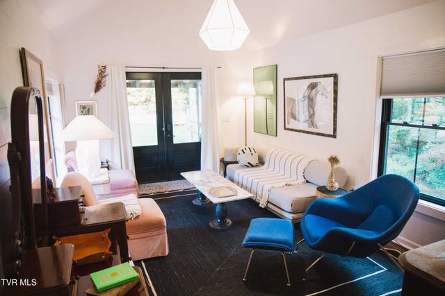 21405 Parks Mill Road, Abingdon, VA 24211