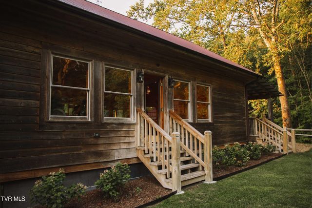 21405 Parks Mill Road, Abingdon, VA 24211