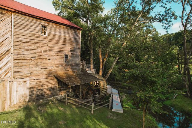 21405 Parks Mill Road, Abingdon, VA 24211