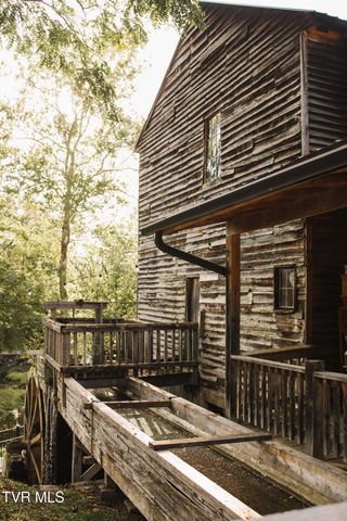 21405 Parks Mill Road, Abingdon, VA 24211