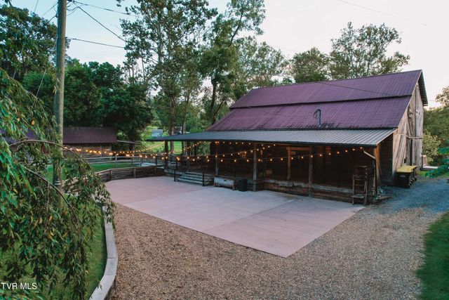 21405 Parks Mill Road, Abingdon, VA 24211