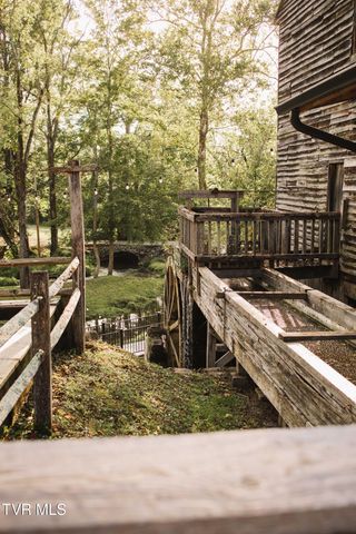 21405 Parks Mill Road, Abingdon, VA 24211