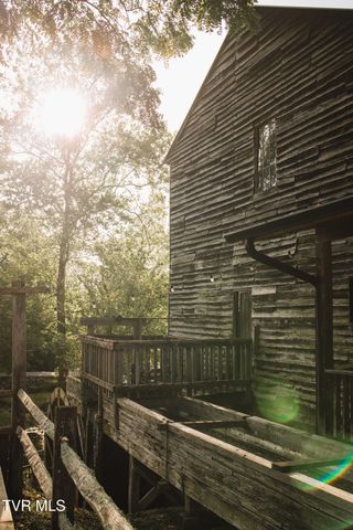 21405 Parks Mill Road, Abingdon, VA 24211