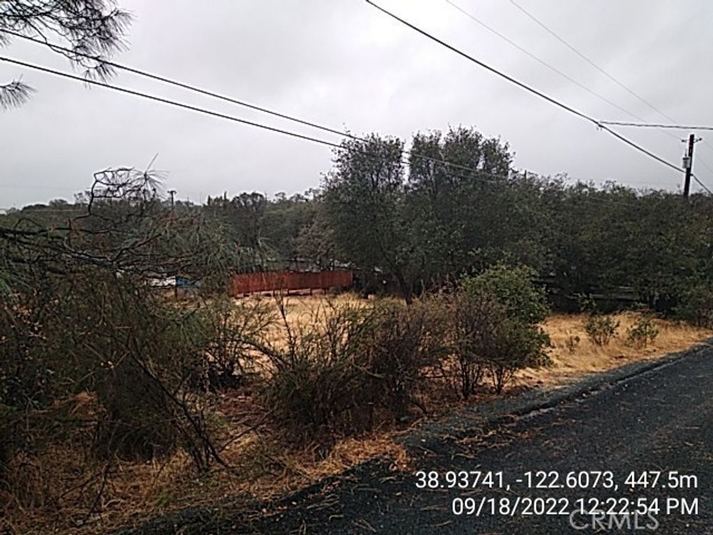 Image 6 of property listing at 16291 16291 20th, Clearlake, CA 95422