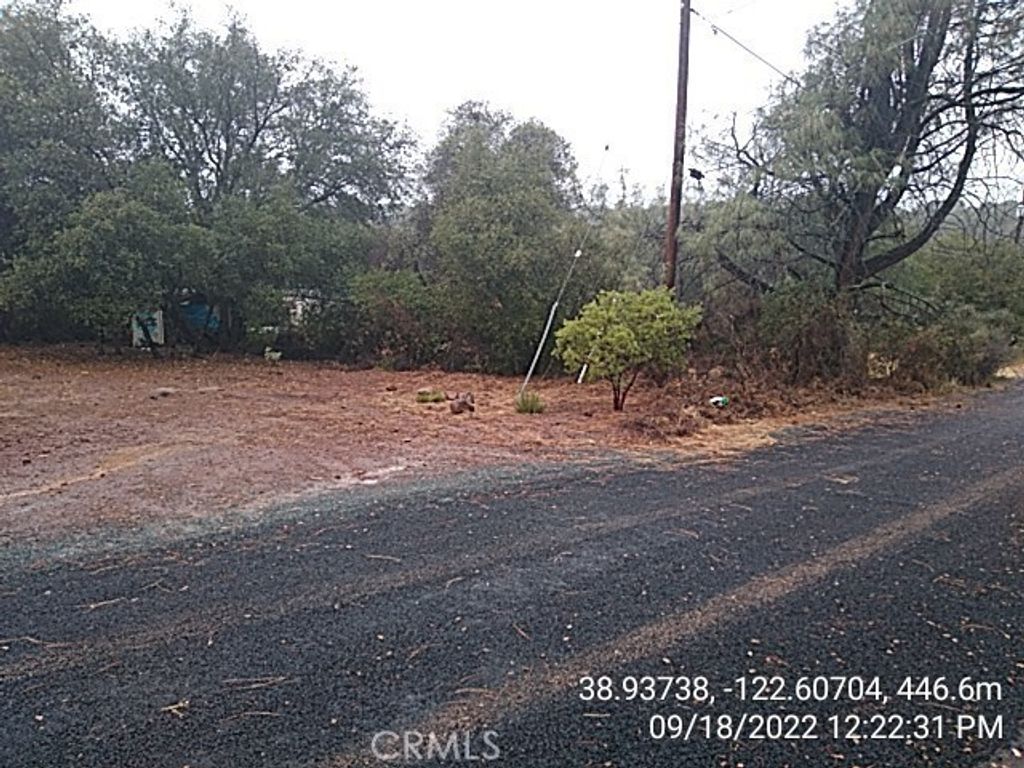 Image 7 of property listing at 16291 16291 20th, Clearlake, CA 95422