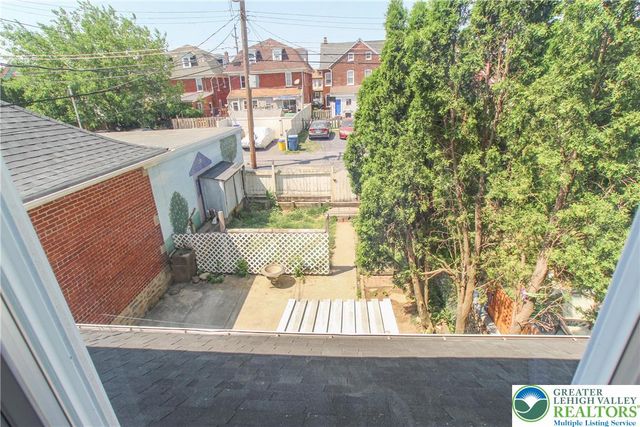 1827 Washington Boulevard, Wilson Boro, PA 18042