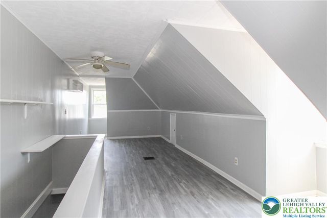 1827 Washington Boulevard, Wilson Boro, PA 18042