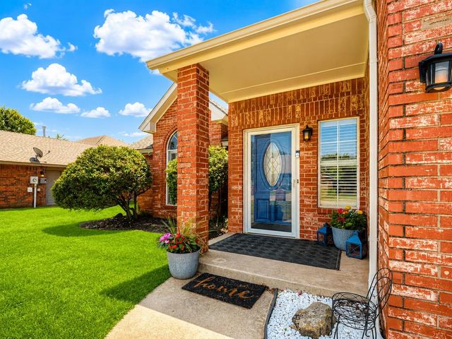 4108 Wood Castle Street, Norman, OK 73072