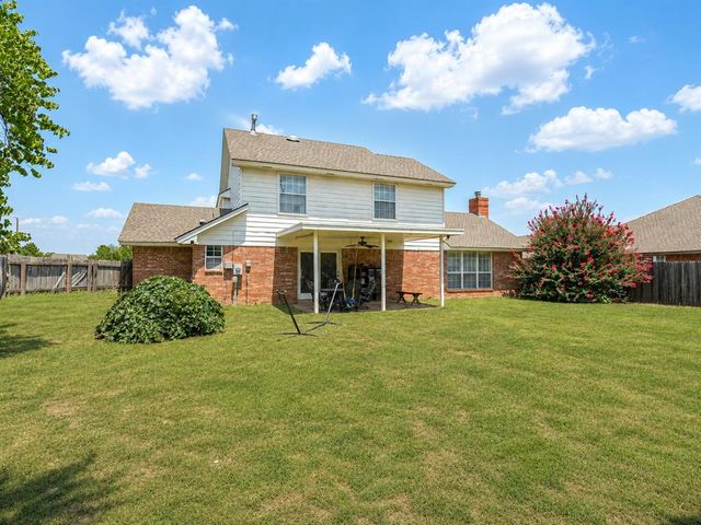 4108 Wood Castle Street, Norman, OK 73072