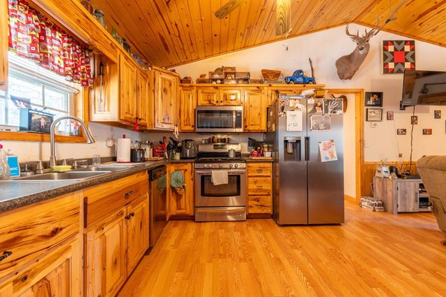 212 Pendergrass Road, Marble, NC 28905