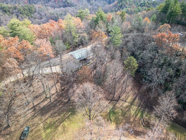 212 Pendergrass Road, Marble, NC 28905