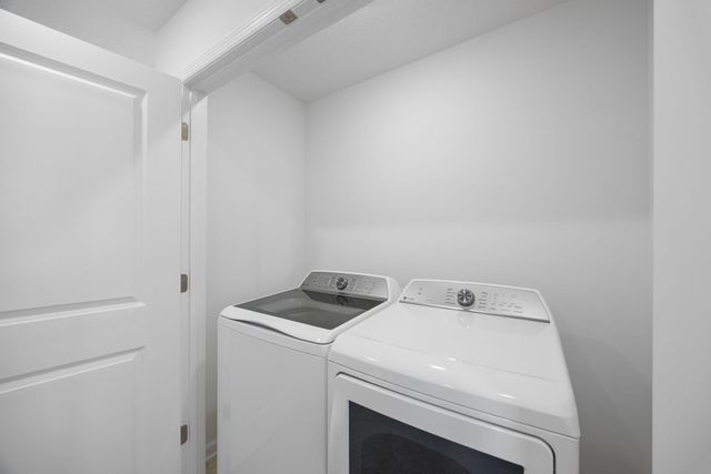 10389 Birchwood Circle, Victoria, MN 55318