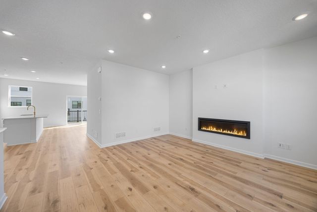 10389 Birchwood Circle, Victoria, MN 55318