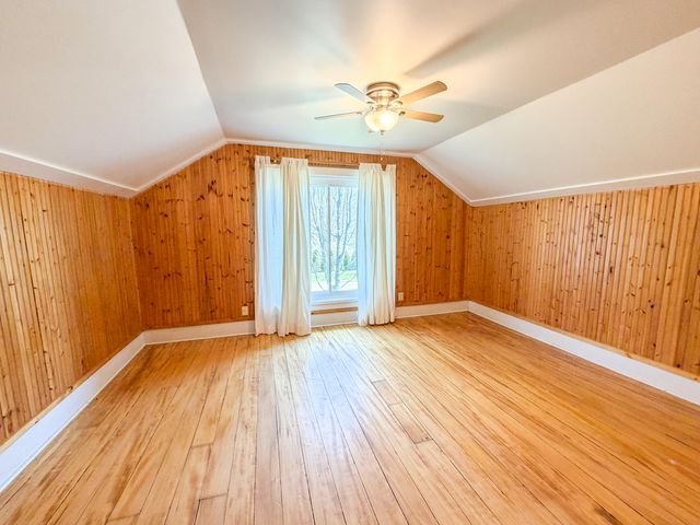 501 N Elm Street, Three Oaks Vllg, MI 49128
