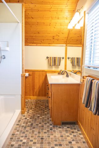 501 N Elm Street, Three Oaks Vllg, MI 49128