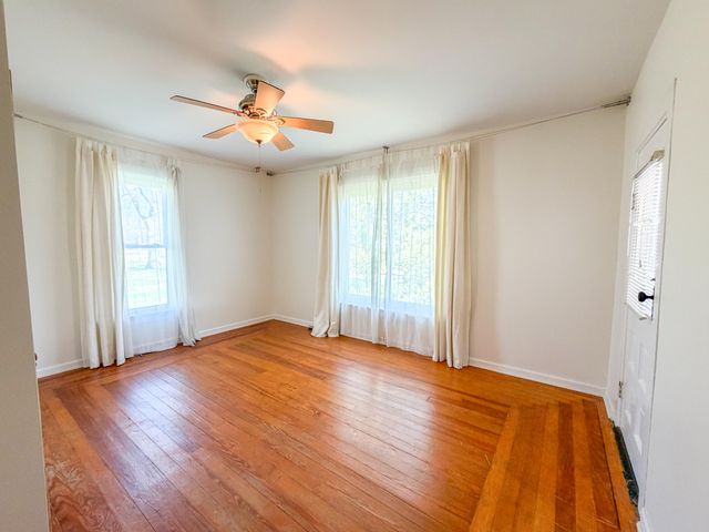 501 N Elm Street, Three Oaks Vllg, MI 49128