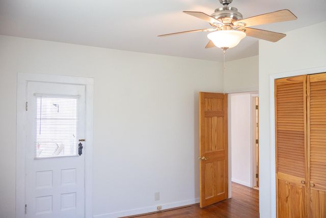 501 N Elm Street, Three Oaks Vllg, MI 49128