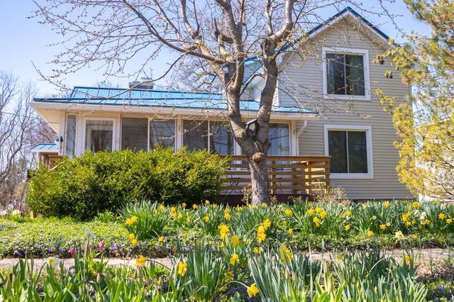 501 N Elm Street, Three Oaks Vllg, MI 49128