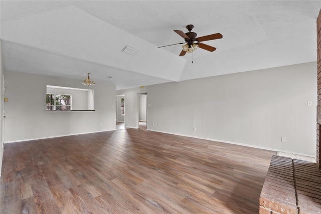 2819 Sugar Wood Drive, League City, TX 77573