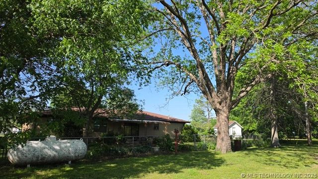 3055 Bixby Road, Mounds, OK 74047