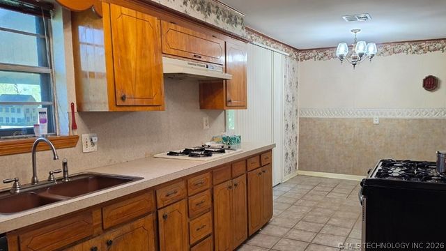 3055 Bixby Road, Mounds, OK 74047