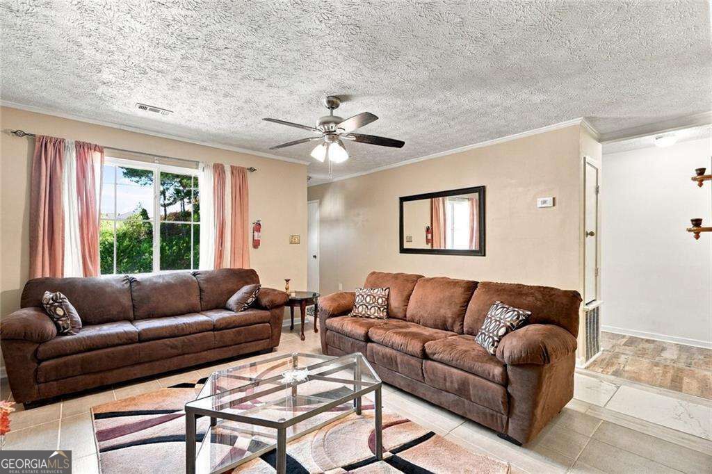 1150 Crystal Lake Road, Atlanta, GA 30349 — photo 3