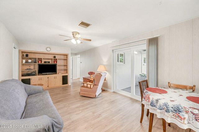 210 Villa Del Mar Way, Satellite Beach, FL 32937