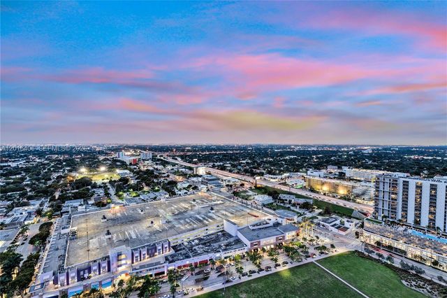 121 NE 34th St PH3217, Miami, FL 33137