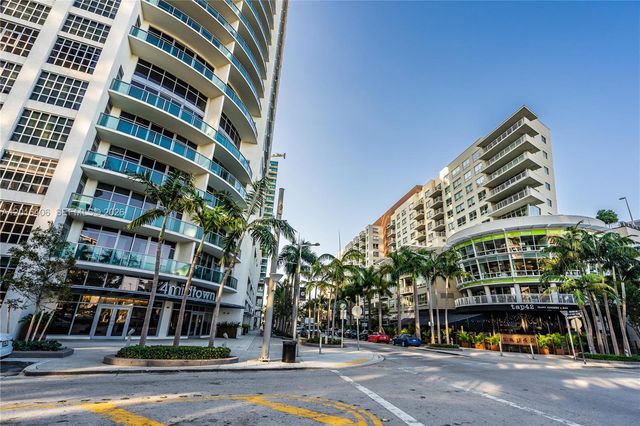 121 NE 34th St PH3217, Miami, FL 33137