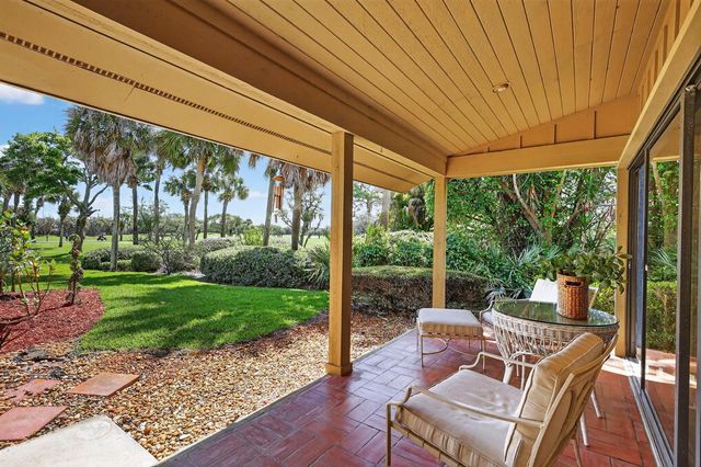 6151 SE Winged Foot Drive, Stuart, FL 34997