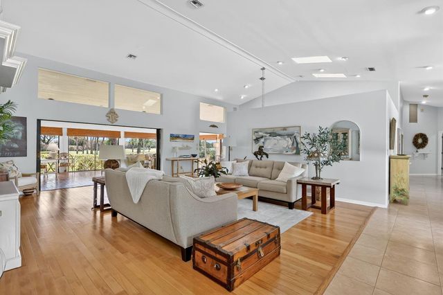 6151 SE Winged Foot Drive, Stuart, FL 34997