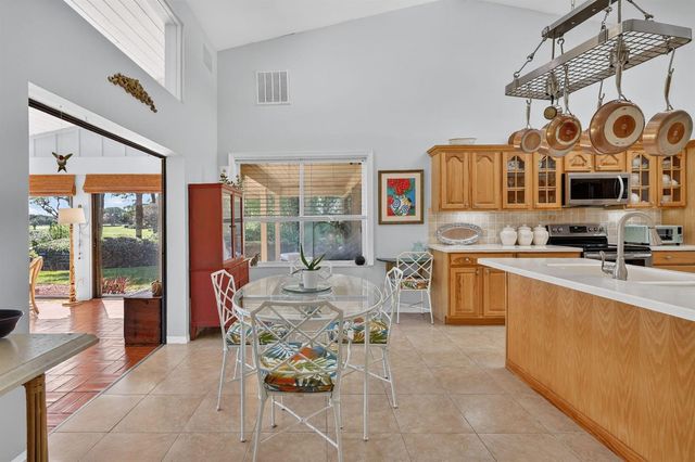6151 SE Winged Foot Drive, Stuart, FL 34997