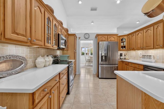 6151 SE Winged Foot Drive, Stuart, FL 34997