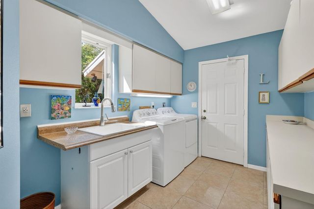 6151 SE Winged Foot Drive, Stuart, FL 34997