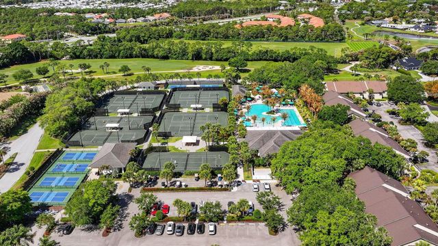 6151 SE Winged Foot Drive, Stuart, FL 34997
