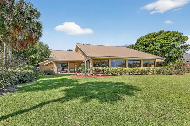 6151 SE Winged Foot Drive, Stuart, FL 34997