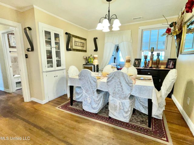 4124 Griffin Street, Moss Point, MS 39563