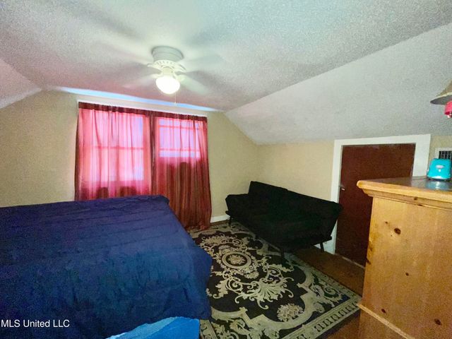 4124 Griffin Street, Moss Point, MS 39563