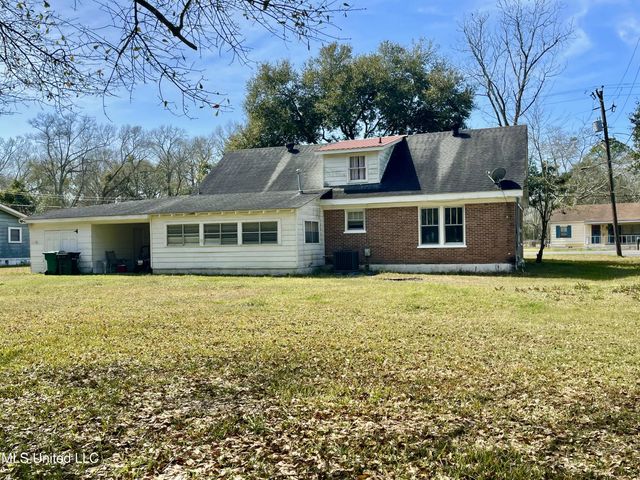 4124 Griffin Street, Moss Point, MS 39563