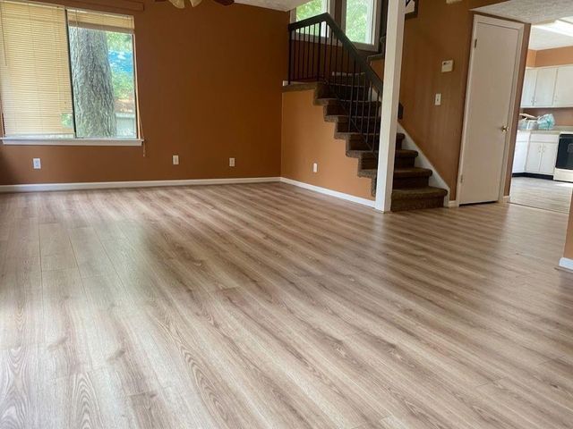 8596 Creekwood Way, Jonesboro, GA 30238
