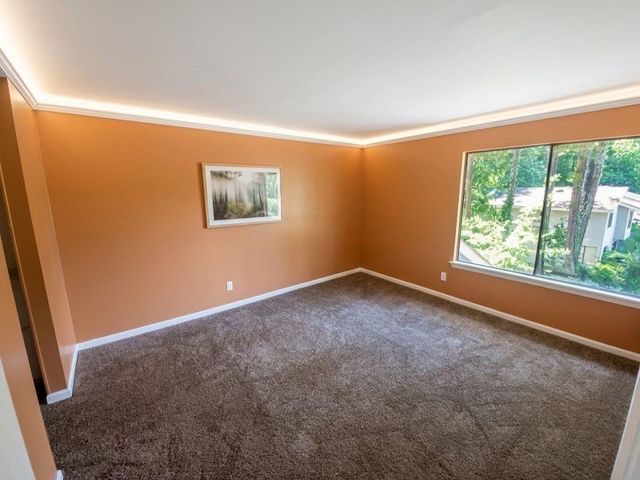8596 Creekwood Way, Jonesboro, GA 30238