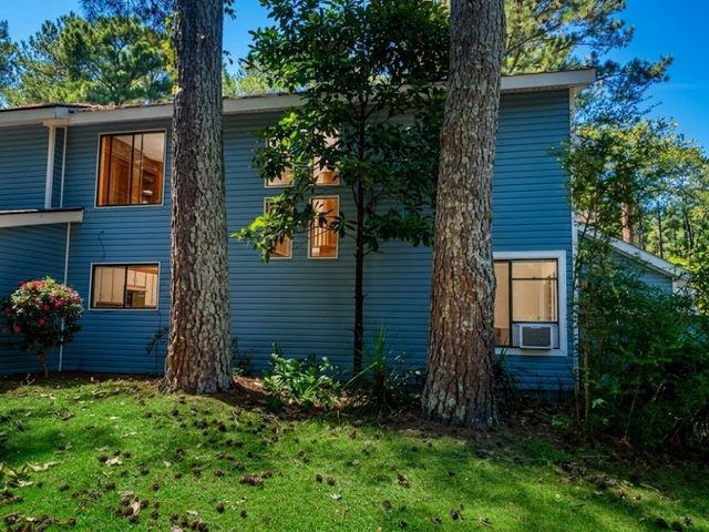 8596 Creekwood Way, Jonesboro, GA 30238