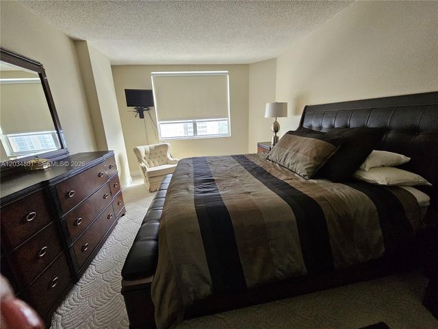 1980 S Ocean Dr 6J, Hallandale Beach, FL 33009