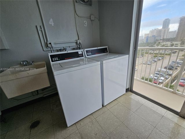 1980 S Ocean Dr 6J, Hallandale Beach, FL 33009