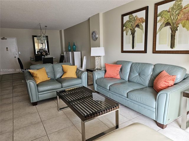 1980 S Ocean Dr 6J, Hallandale Beach, FL 33009