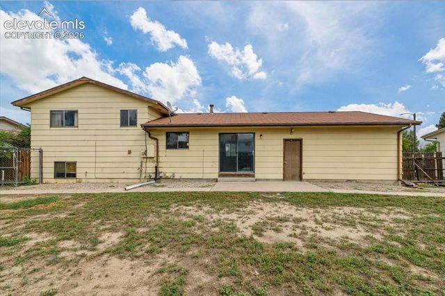 2121 Chautard Drive, Pueblo, CO 81005