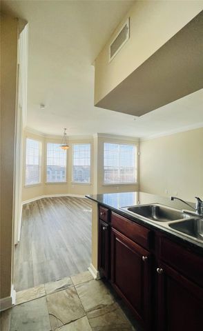 7575 Kirby Drive 2401, Houston, TX 77030