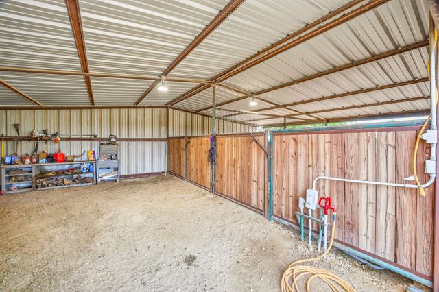 11555 N US Highway 377, Stephenville, TX 76401